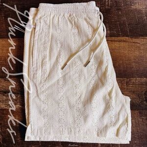 KITH Cotton Eyelet Belmont Short • Sandrift • 2023
